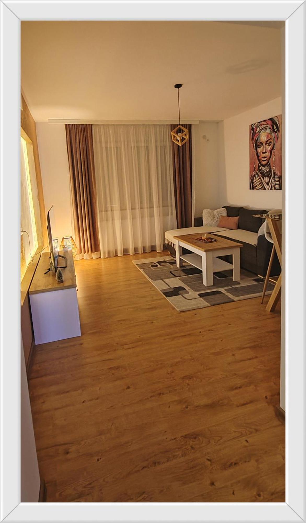 Apartamento Golden Royal Kragujevac Exterior foto