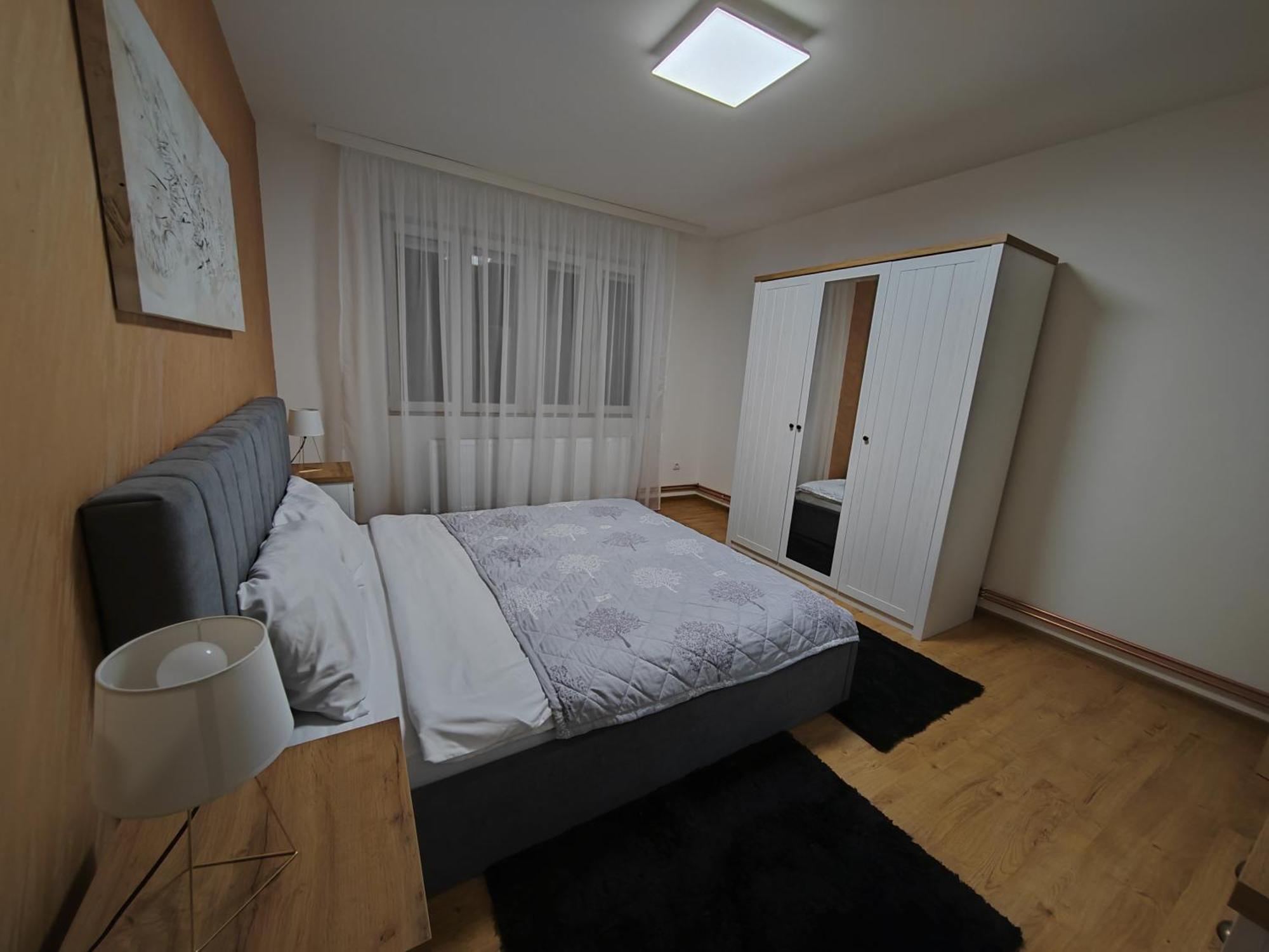 Apartamento Golden Royal Kragujevac Exterior foto