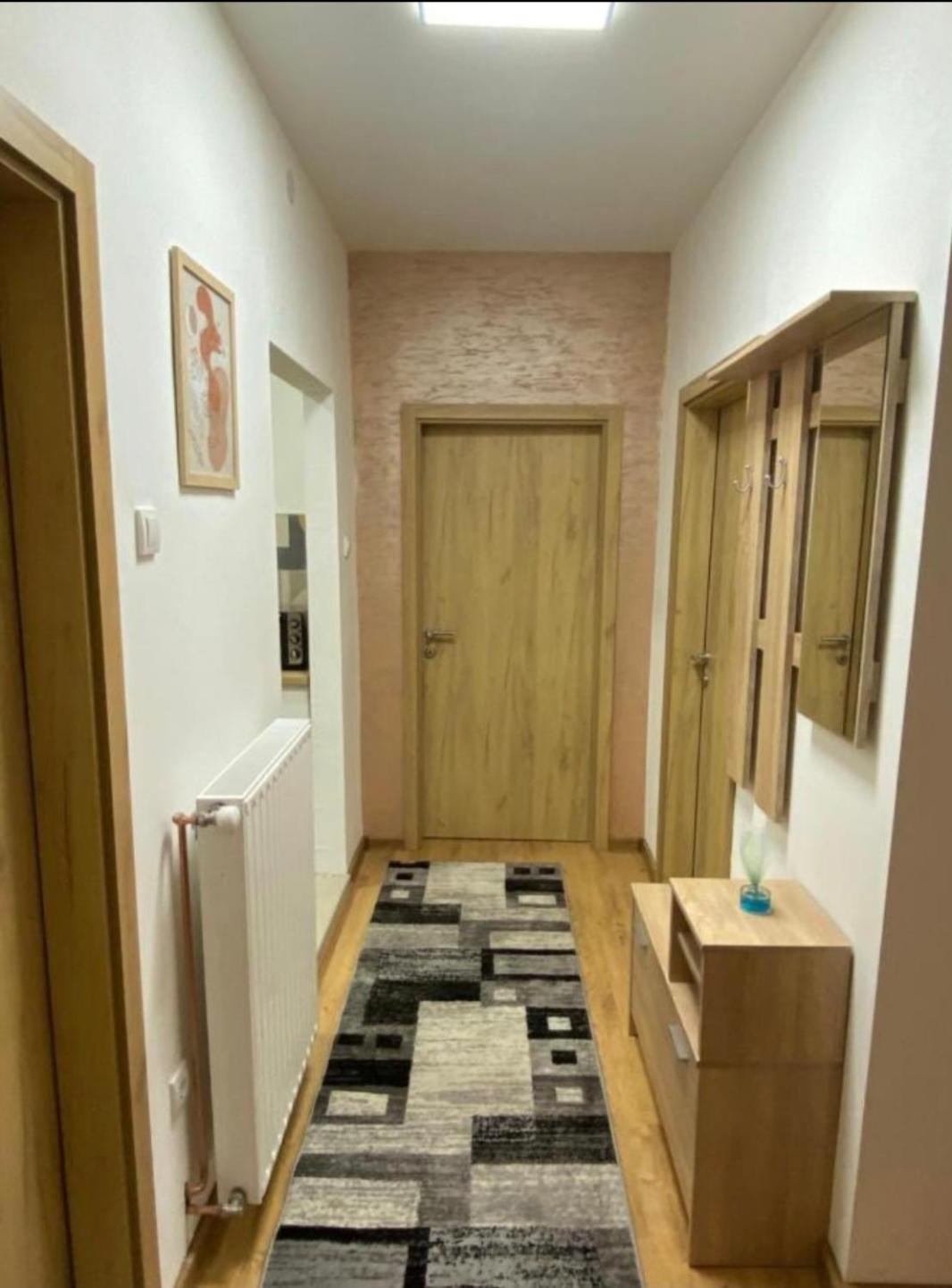 Apartamento Golden Royal Kragujevac Exterior foto