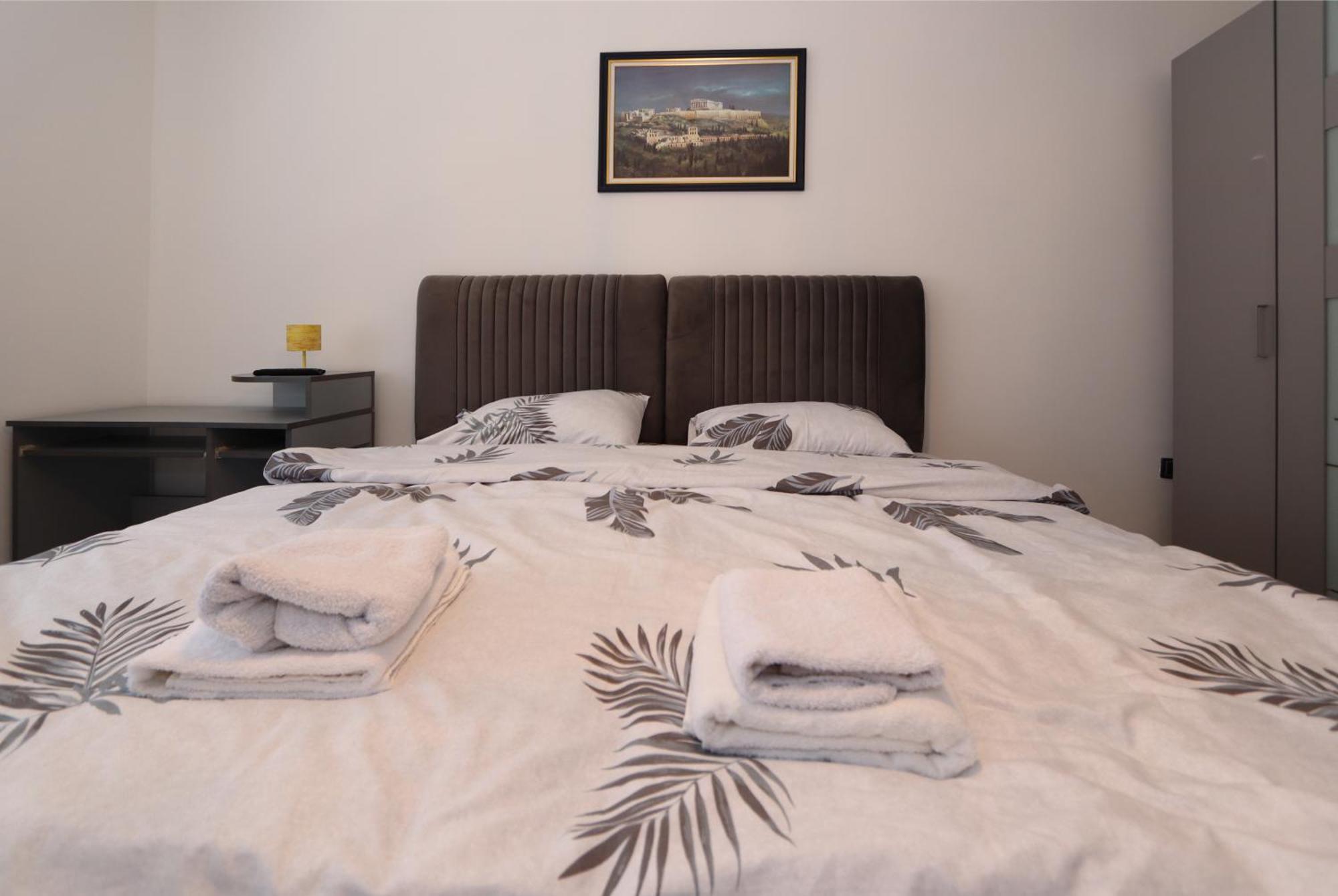 Apartamento Golden Royal Kragujevac Exterior foto